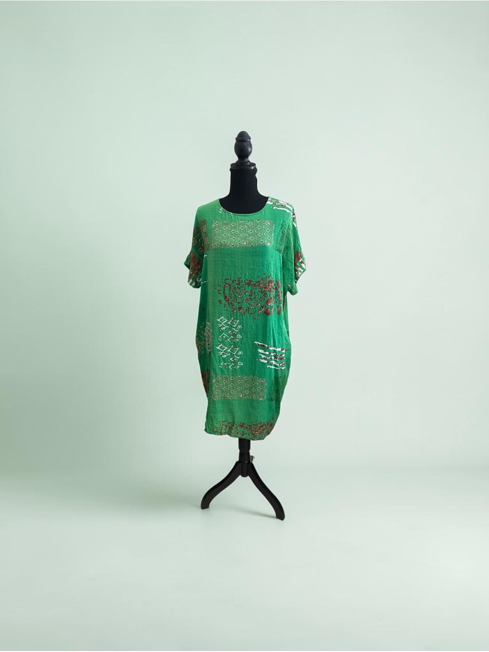 Green Patterned Short Sleeve Shift Dress